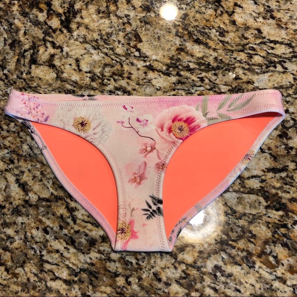 Triangl bikini bottoms